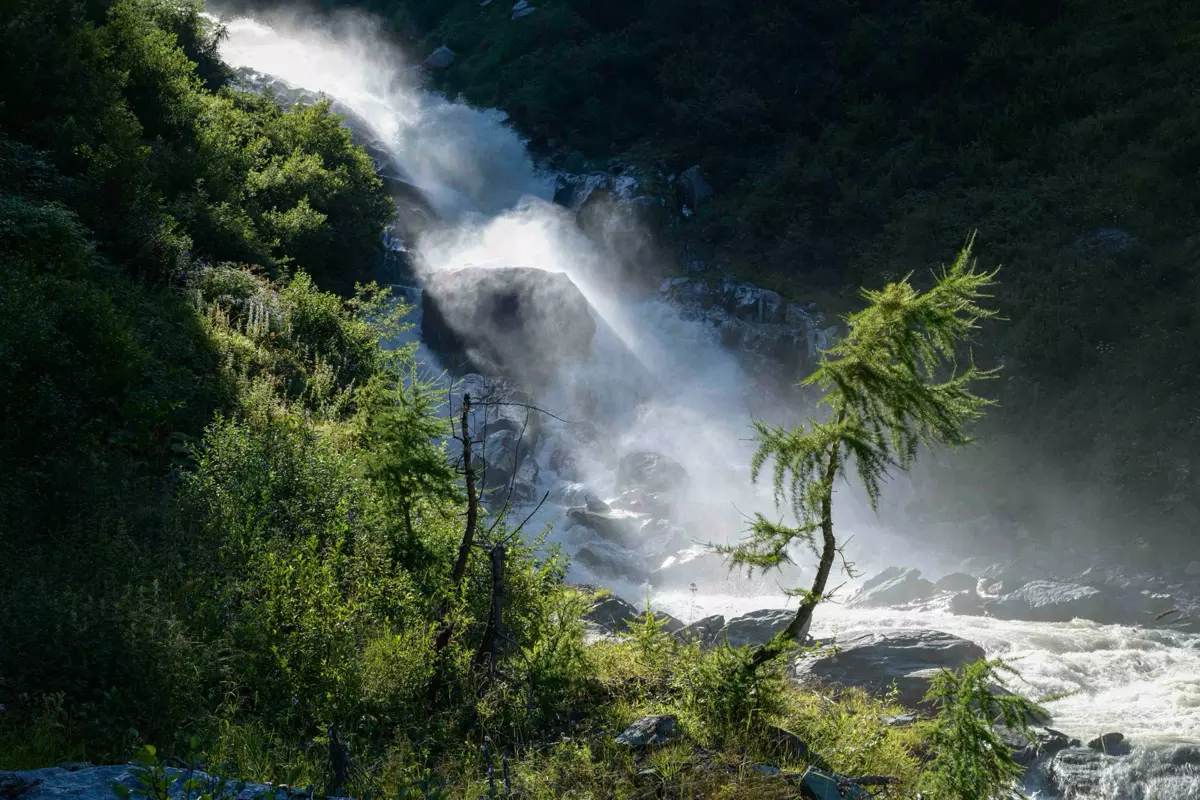 Lungo il fiume verso le vette: l'Iseltrail nel Tirolo orientale